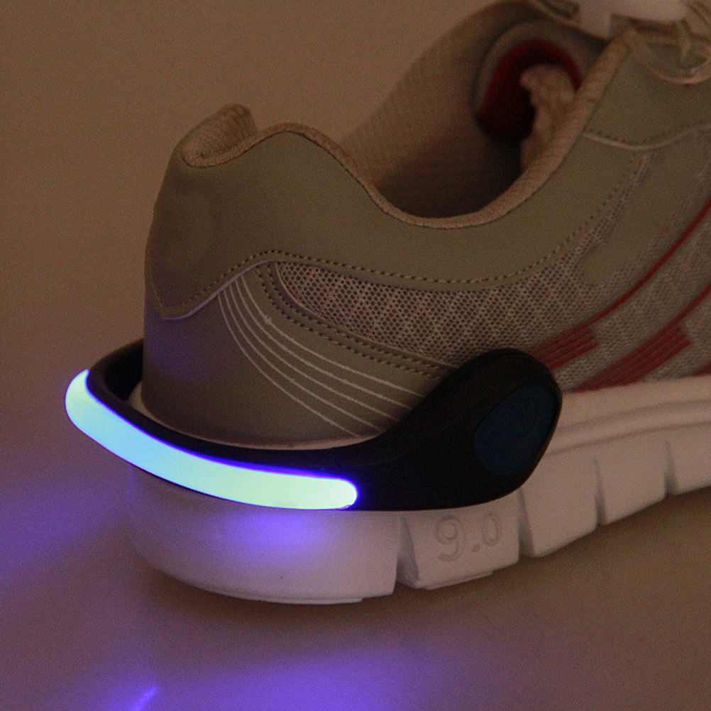 قطعتان من مشابك الإضاءة LED لل - مراجعة Running Visibility Gear وسعره